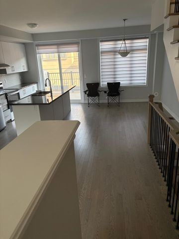 For Lease - 27 William Shearn Crescent, Markham, Ontario - Photo 4