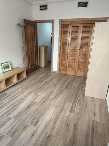 Estudio de alquiler en Calle de Silva, 8, Palacio - Photo 4