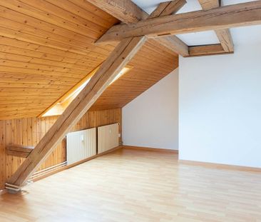Zentrale 2.0-Zi. Dachwohnung - Photo 2