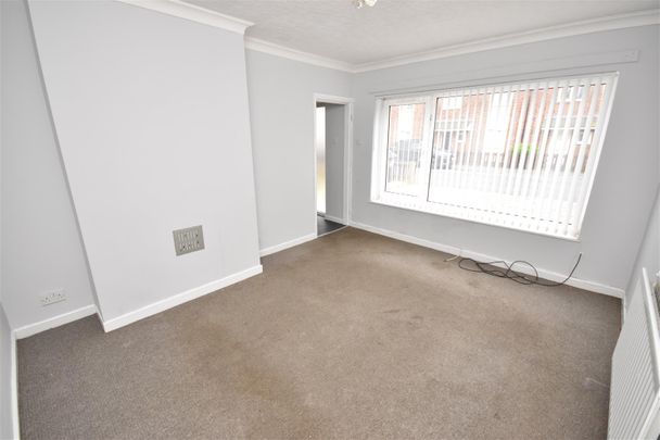 Franklin Road, Leasowe - Photo 1