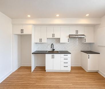 Grand 5 1/2 rénové Saint-Hyacinthe ! Parking et wifi inclus - Photo 2