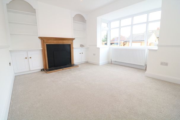 Ashley Road Westcott, Dorking - 3 bedrooms Property for lettings - Seymours - Photo 1