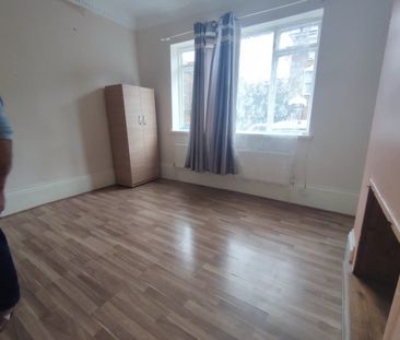 Studio Flat, Cedar Road, N17 - Photo 1