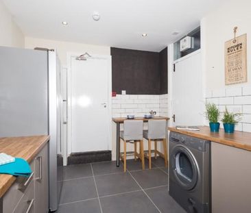 1 bedroom in a house share to rent - Photo 6