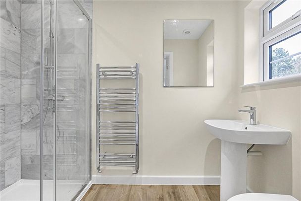 4 bedroom detached house to rent - Photo 1