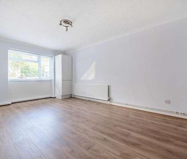 West End Lane, Barnet, EN5 - Photo 1