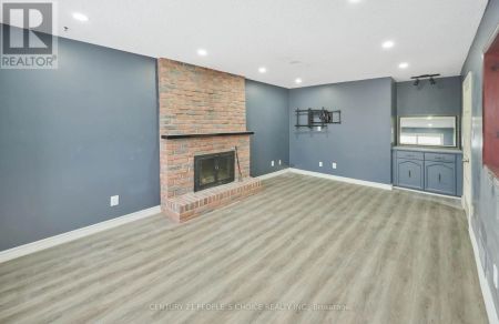 102 HIALEAH CRESCENT - Photo 5