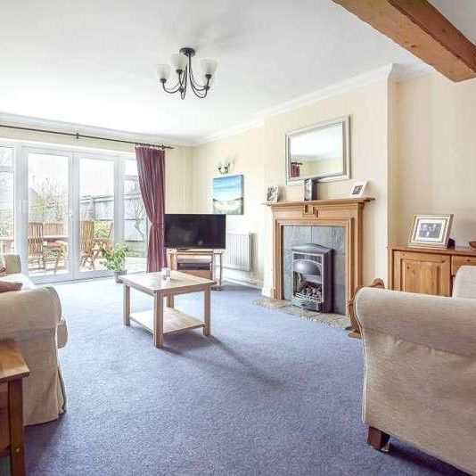 Farmoor, Oxforshire, OX2 - Photo 1