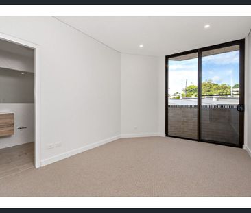 MODERN APARTMENT IN THE EXCLUSIVE BELVEDERE IN LAMBTON VILLAGE - Photo 2