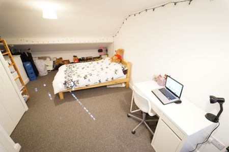 13 Ridding Terrace, NG3 1DW, NOTTINGHAM - Photo 3