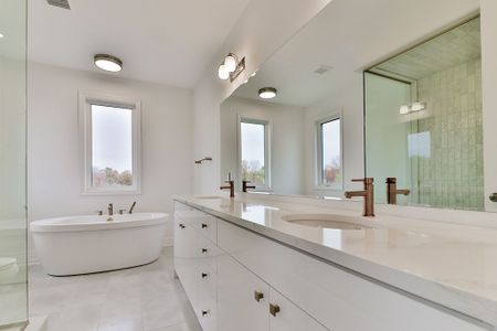 For Lease - 20 Berczy Manor Crescent, Markham, Ontario - Photo 3