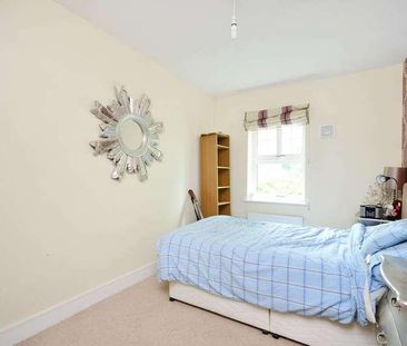 Golden Manor, Hanwell, W7 - Photo 4