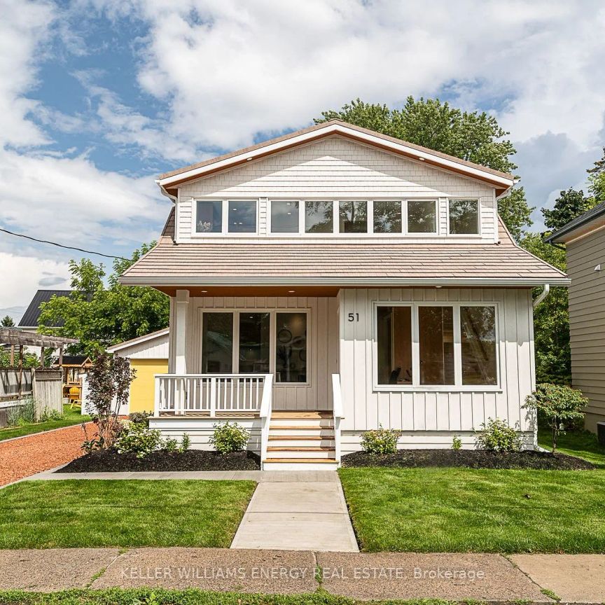 Detached Home For Lease | X8273286 - Photo 1