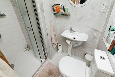 3 Bed Flat, Stoke Newington, N16 - Photo 5