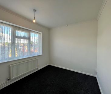 2 bedroom bungalow to rent - Photo 3