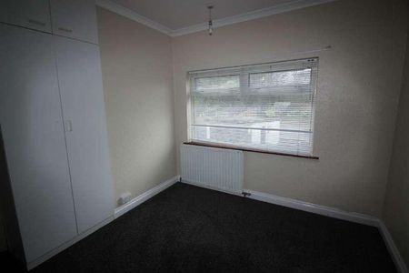 Fairford Road,kingstanding,birmingham, B44 - Photo 3