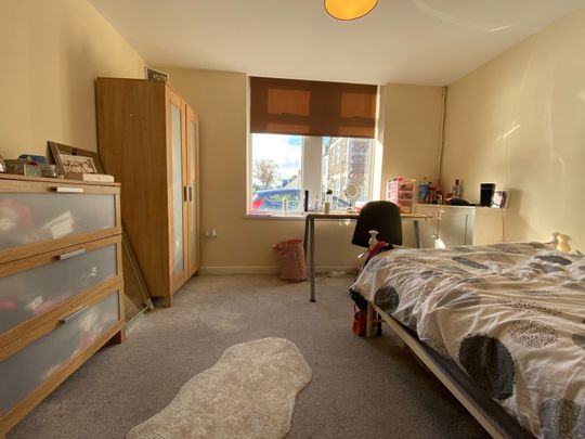 Rhymney Terrace, Cathays - Photo 1
