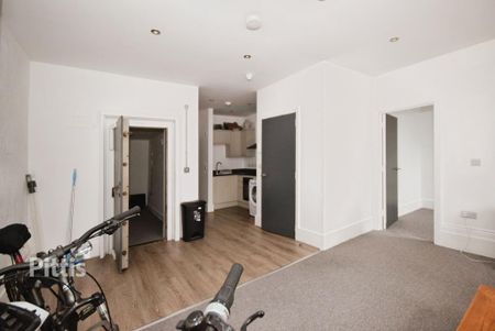 1 bedroom flat to rent - Photo 4