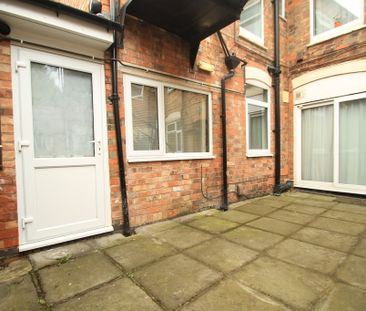 1 bed ground floor flat to rent in Daneshill Road, Leicester, LE3 - Photo 2
