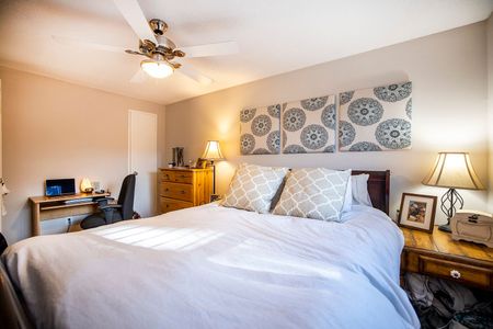 For Lease - 844 Grandview Drive, Oshawa, Ontario - Photo 3