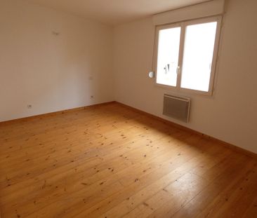 Location Appartement 3 pièces 71m² - Photo 4