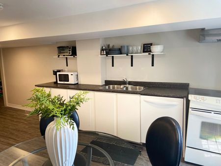 For Lease - 9 Kingsway Gate Unit# BSMT, Clarington, Ontario - Photo 3