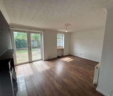 Frampton Close, Hull, HU7 - Photo 3