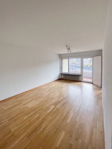 Gemütliche 2.0-Zi. Wohnung Nähe Stadtzentrum - Photo 2