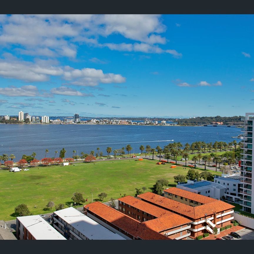 River ViewExecutive - Photo 1