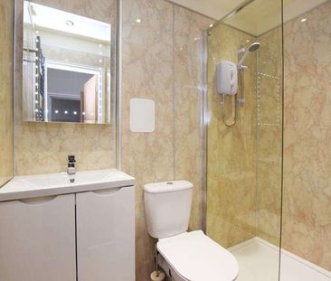 St. Lukes Street Room 1 - Photo 5