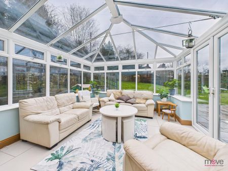 5 bedroom detached house to rent - Photo 2