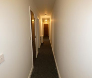 2 bedroom property to rent - Photo 3