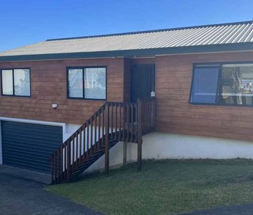 Sunny 3 bedroom home - Photo 3