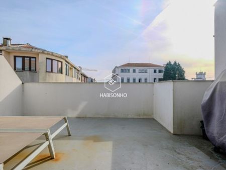 3 room luxury Apartment for rent in Porto, Distrito do Porto - Photo 3