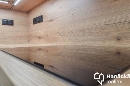Pronájem bytu 2+kk 62 m² - Fotografie 3