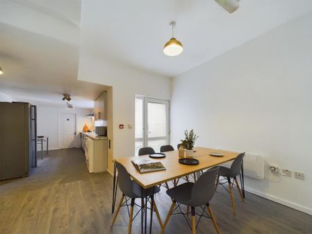 7 bedroom house to rent - Photo 2