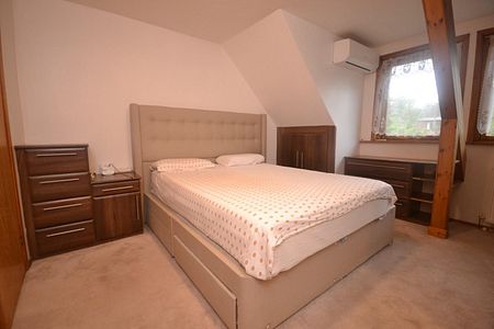 Danywern Drive, Winnersh, Wokingham - Photo 5