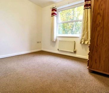 Lower Hall Street, St. Helens, WA10 - Photo 2