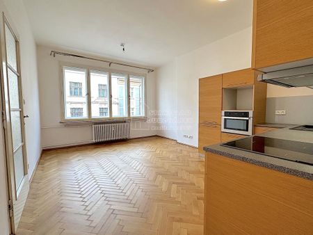 Pronájem bytu 2+kk 44 m2 - Фото 3