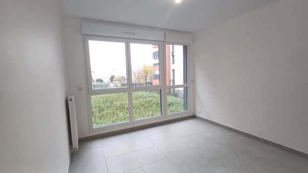 location Appartement T2 DE 39.25m² À ROMAINVILLE - Photo 1