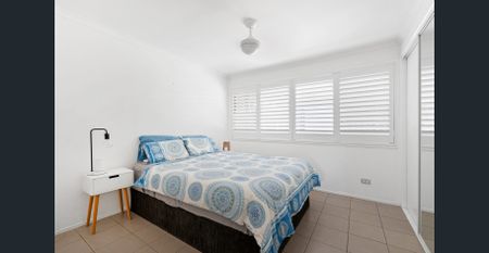 Beachside Convenience, Contemporary 2 Bedroom Townhouse - Photo 4