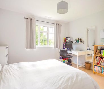 5 bedroom detached house to rent - Photo 5