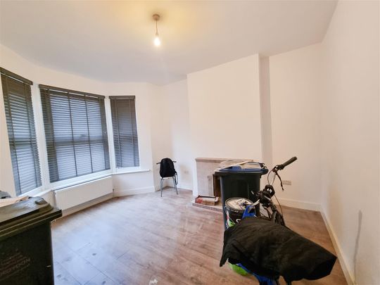 St. James’s Road, Croydon - Photo 1