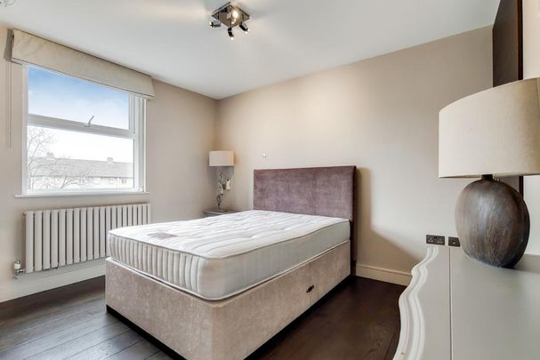 3 bedroom flat to rent - Photo 1