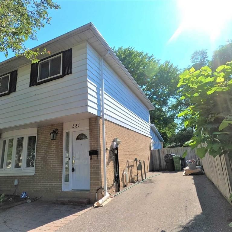 For Lease - 337 Hollyberry Trail, Toronto, Ontario - Photo 1