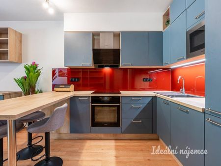Pronájem bytu 2+kk 57 m2 - Fotografie 3