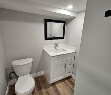 For Lease - 539 Woodlawn Road Unit# 2, Welland, Ontario - Photo 4