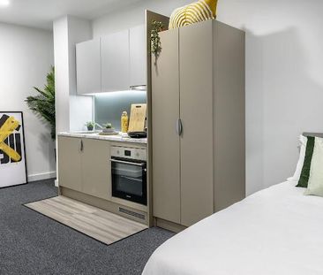 1 bedroom flat to rent - Photo 2