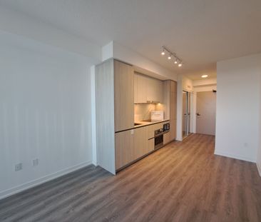 For Lease - 8 Interchange Way Unit# 2110, Vaughan, Ontario - Photo 6