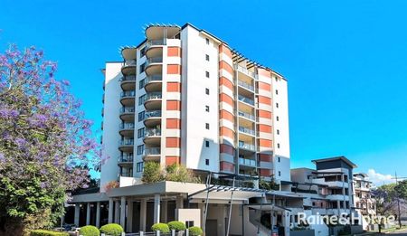 Fantastic 2 Bedroom Unit in Resort Style Complex! - Photo 4